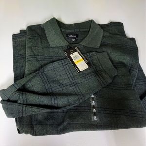 3/$15 Men's long sleeved polo. Dark green
